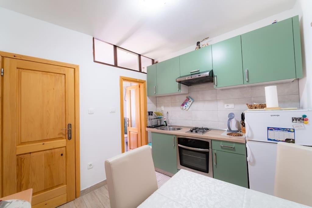Charming Apartment In Old Town Сплит Экстерьер фото