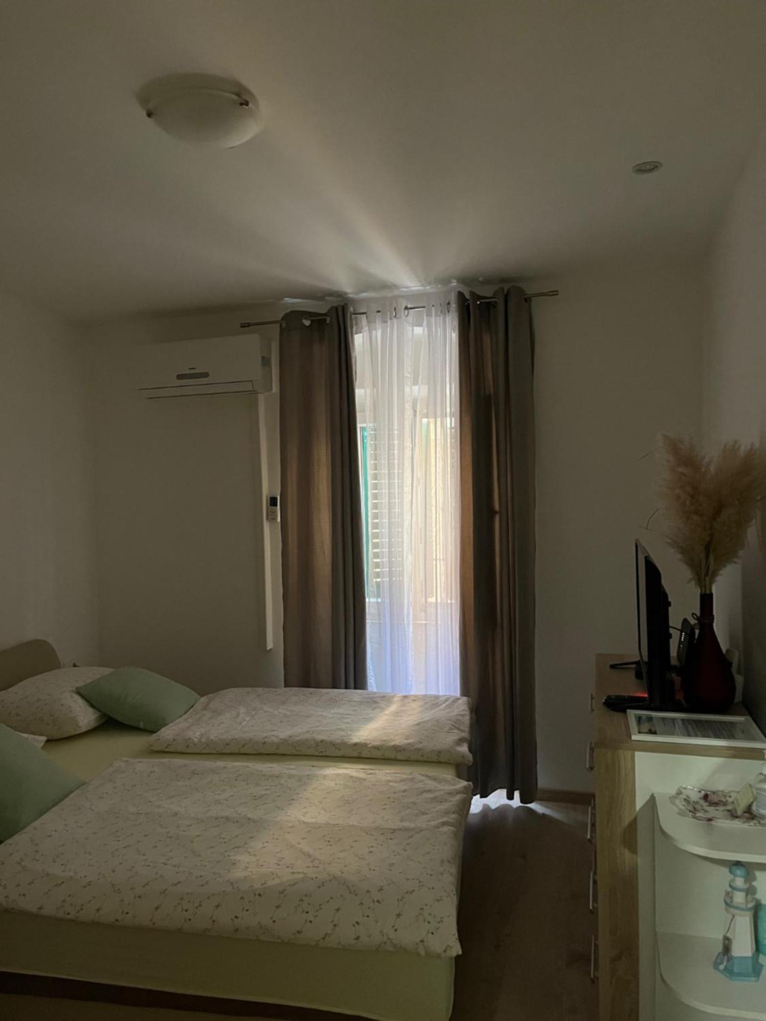 Charming Apartment In Old Town Сплит Экстерьер фото